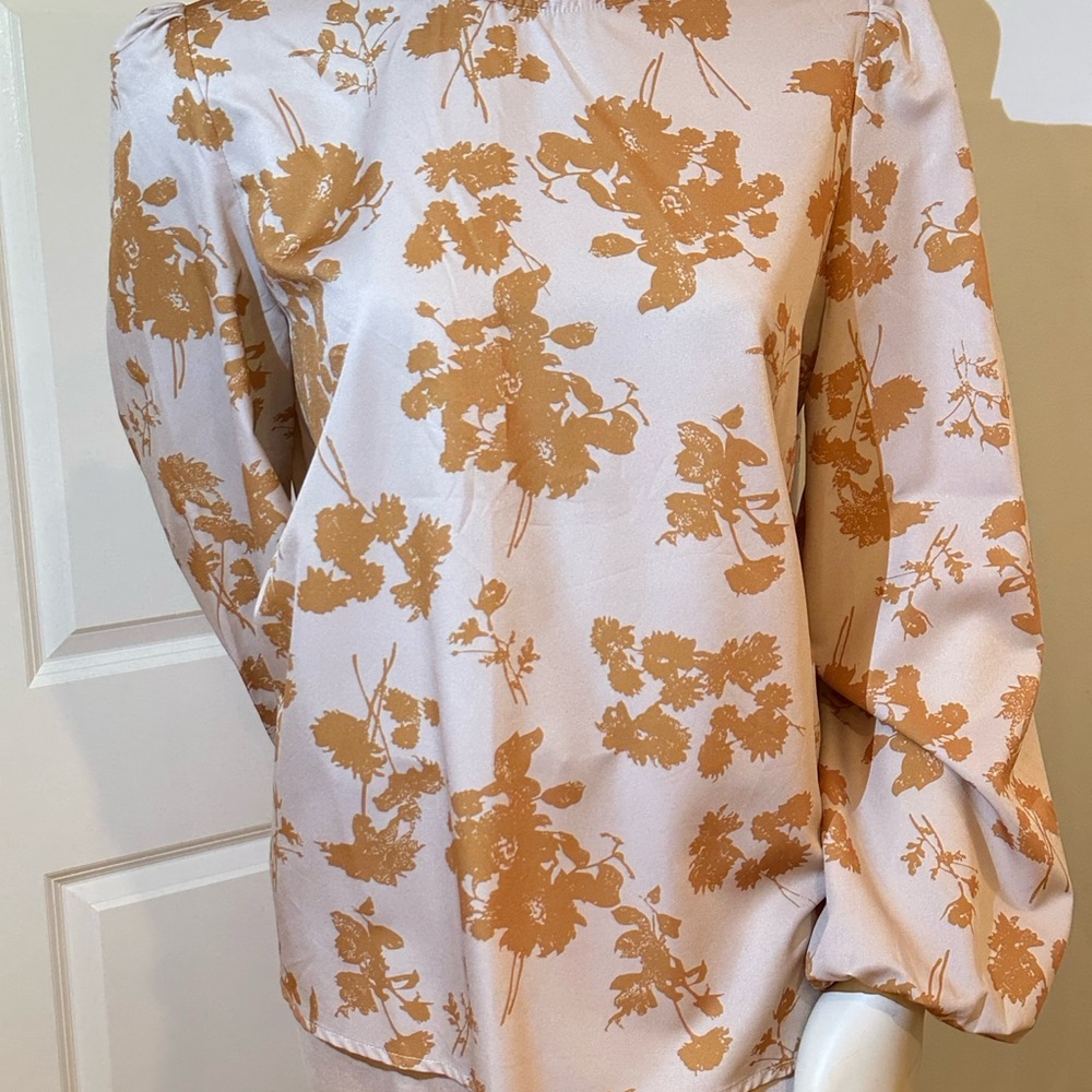 SHEIN Tan Floral Women's Tunic